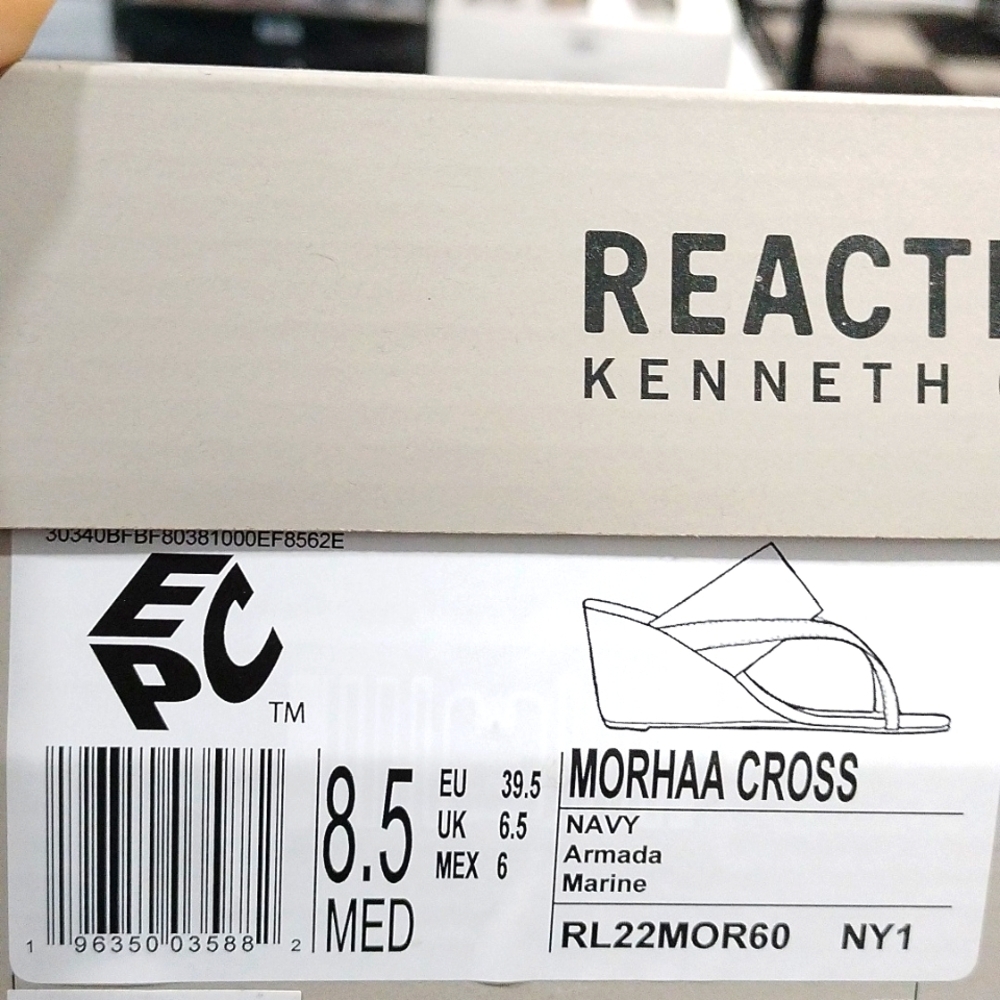 Kenneth Cole Reaction Morhaa Cross Womens Size 8.5 Black - Picture 5 of 5